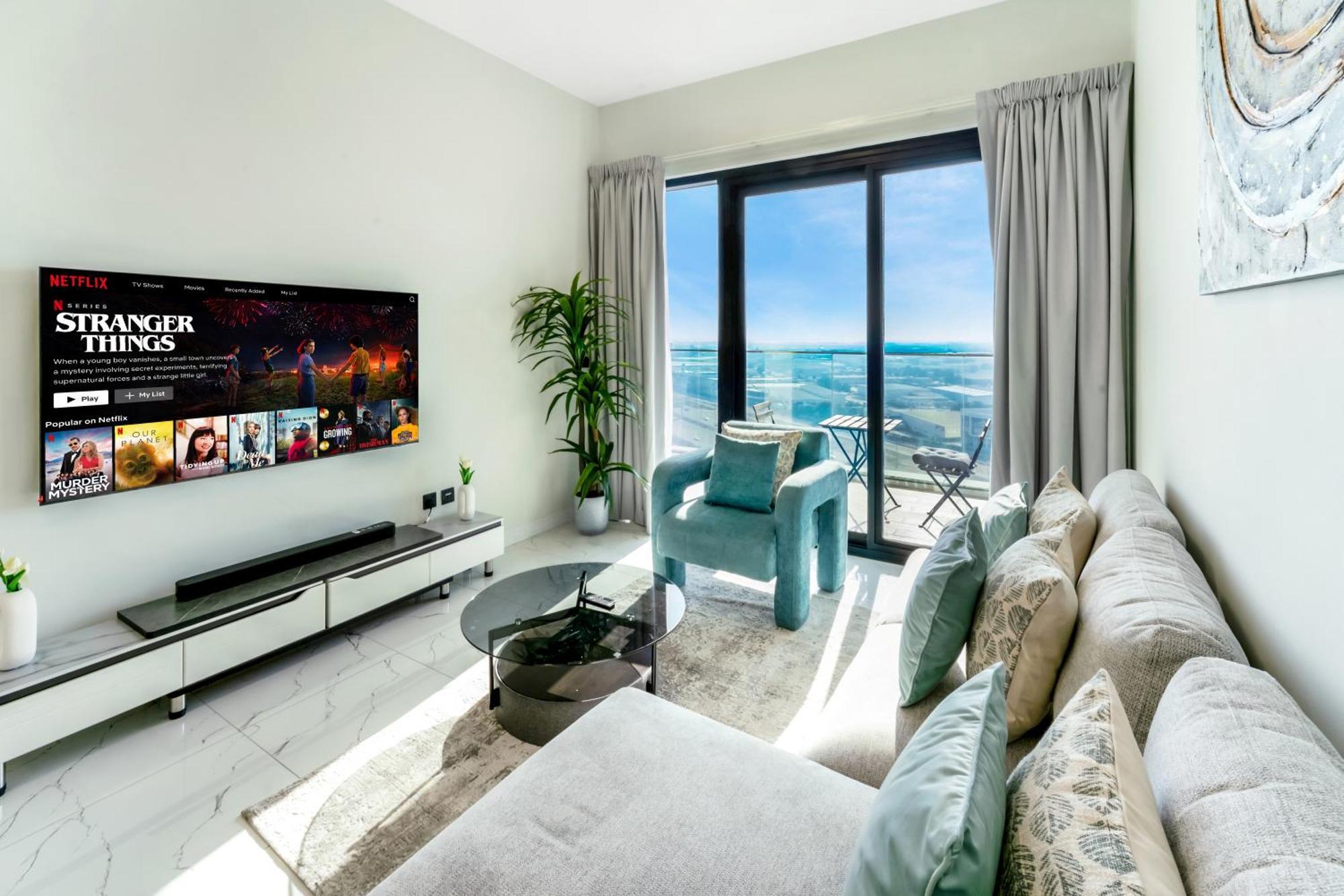 Chic 1 Bedroom With Port Views Dubai