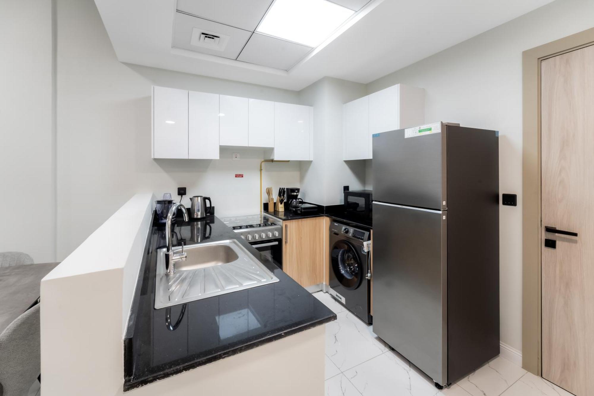 Chic 1 Bedroom With Port Views * Dubai